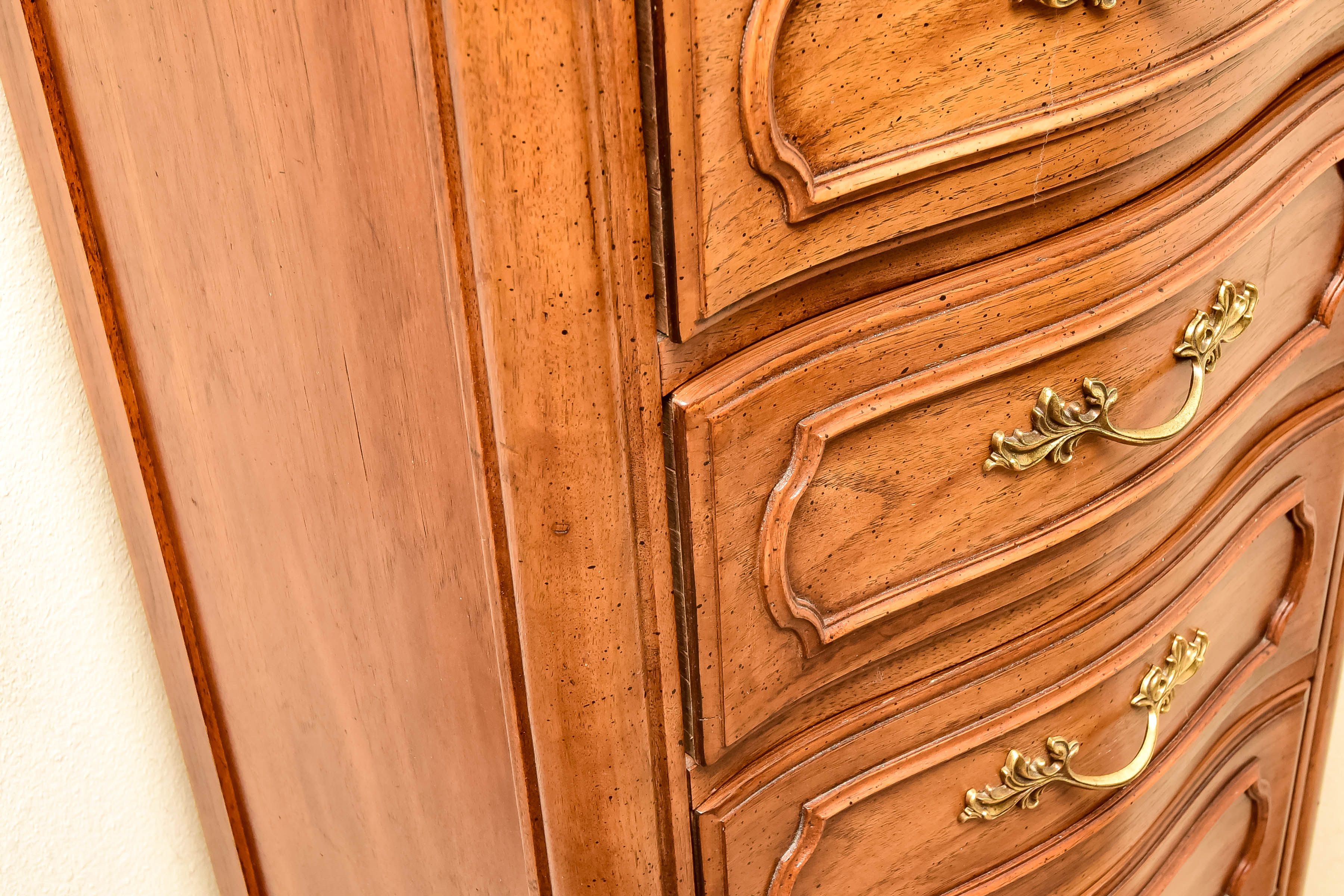 Thomasville Lingerie Chest