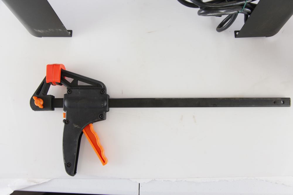 Craftsman Deluxe Router Table and Tools