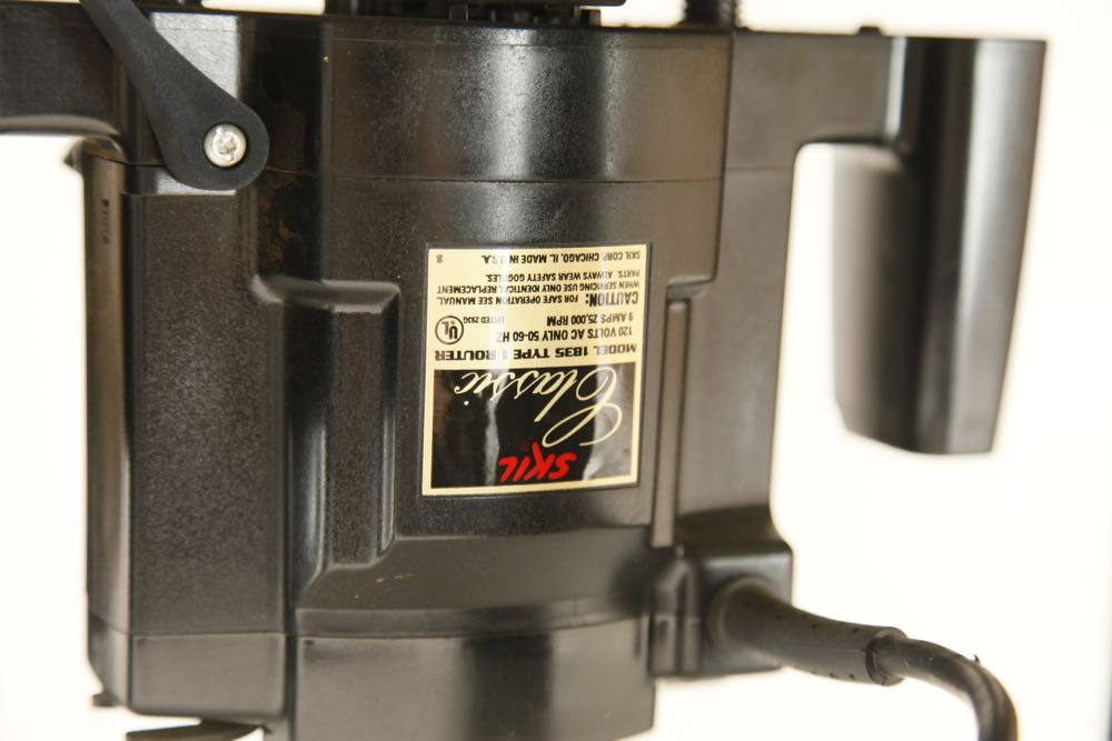 Craftsman Deluxe Router Table and Tools