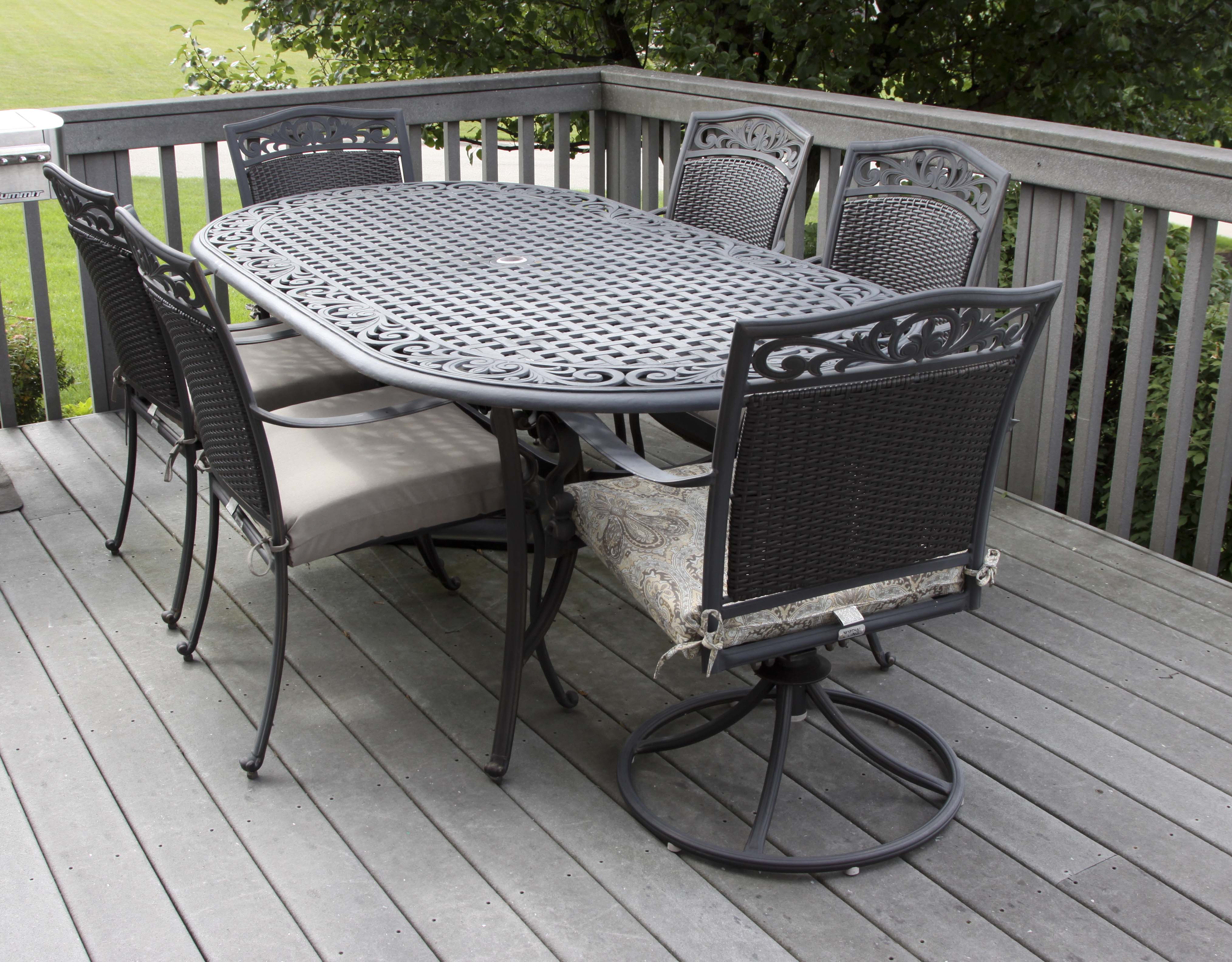 Oval Patio Table, Six Chairs and Umbrella Base