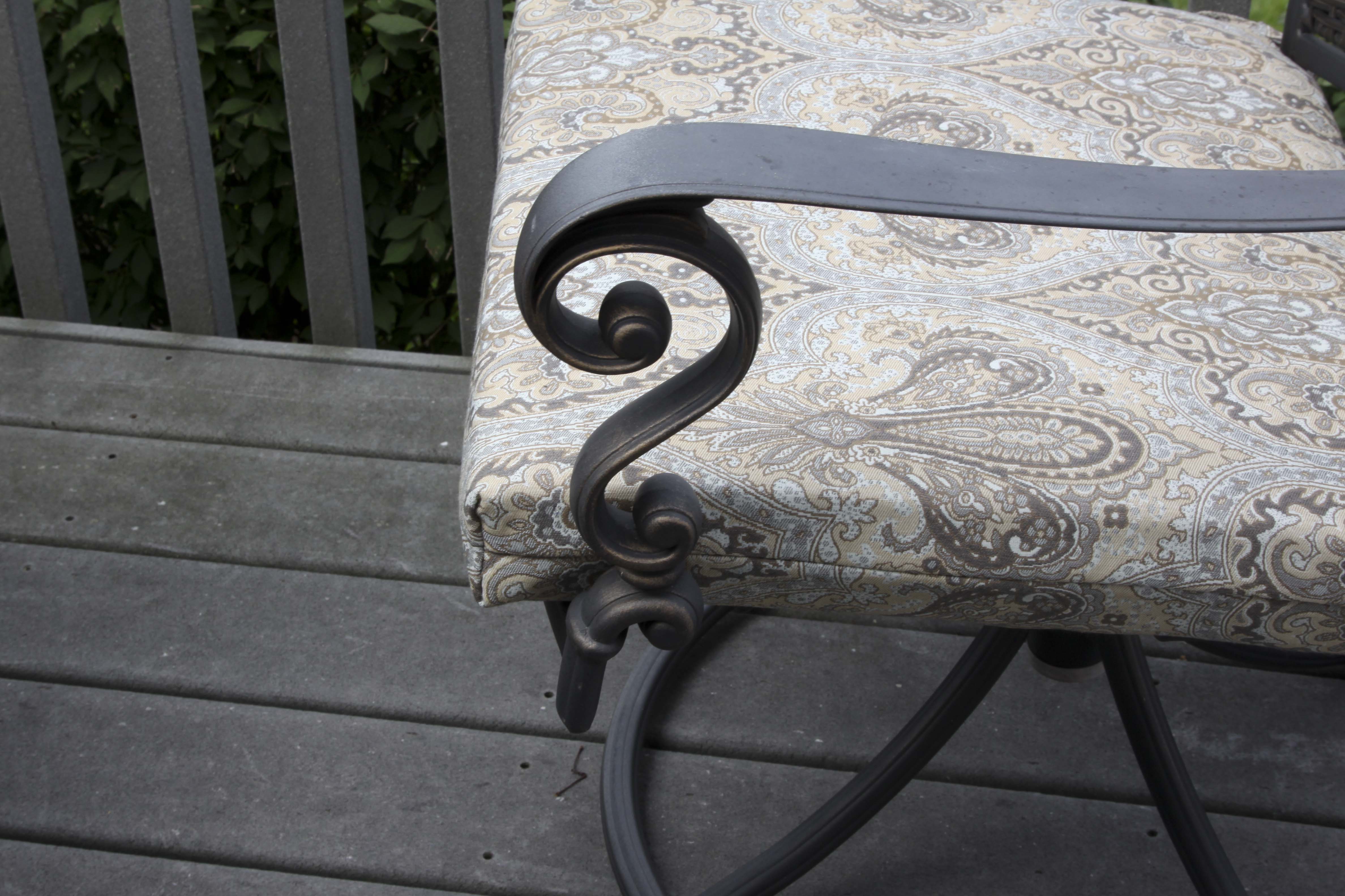 Oval Patio Table, Six Chairs and Umbrella Base