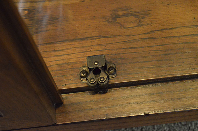 Vintage Henredon Display Cabinet - Right-Hand Unit