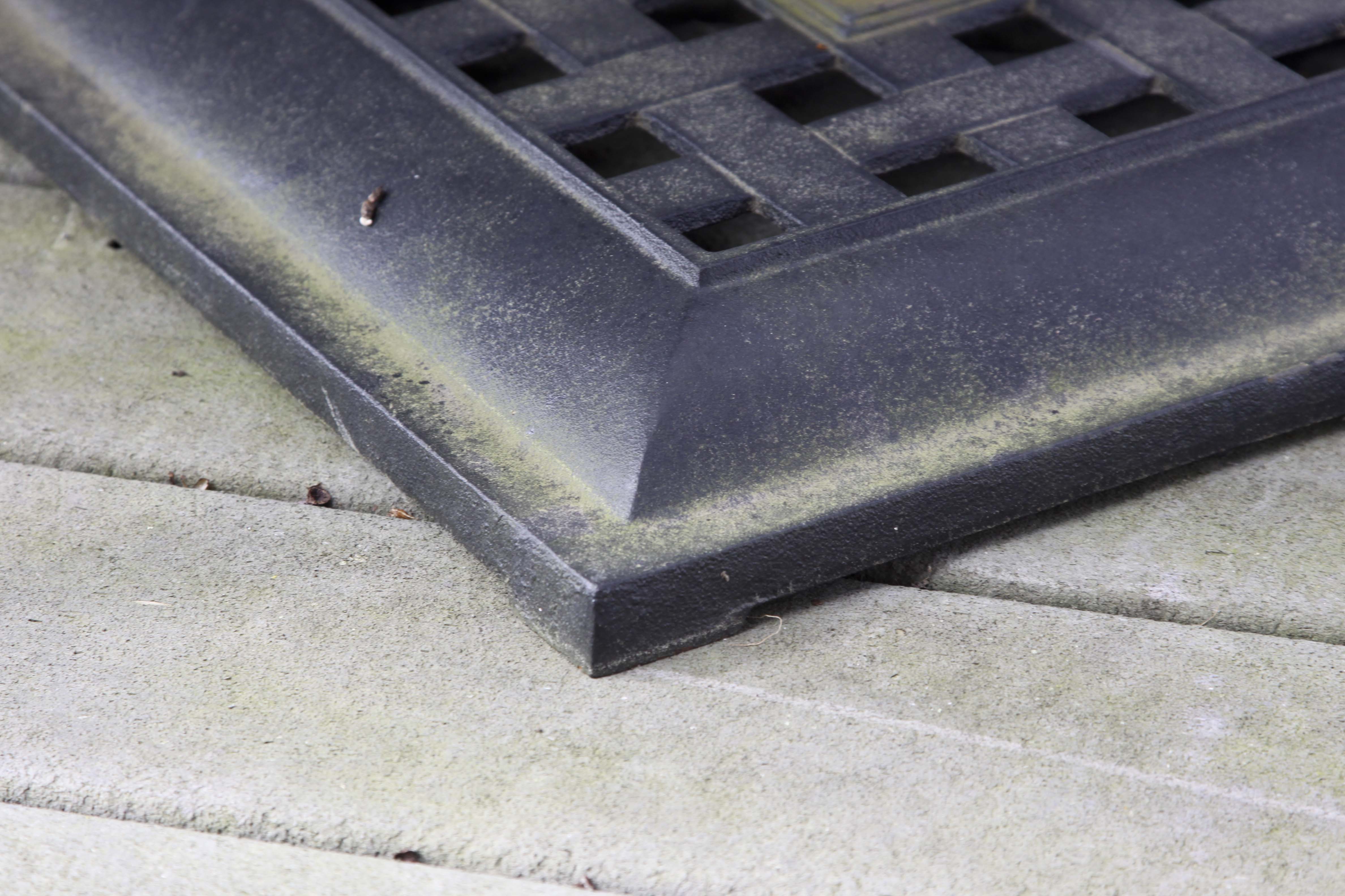 Oval Patio Table, Six Chairs and Umbrella Base