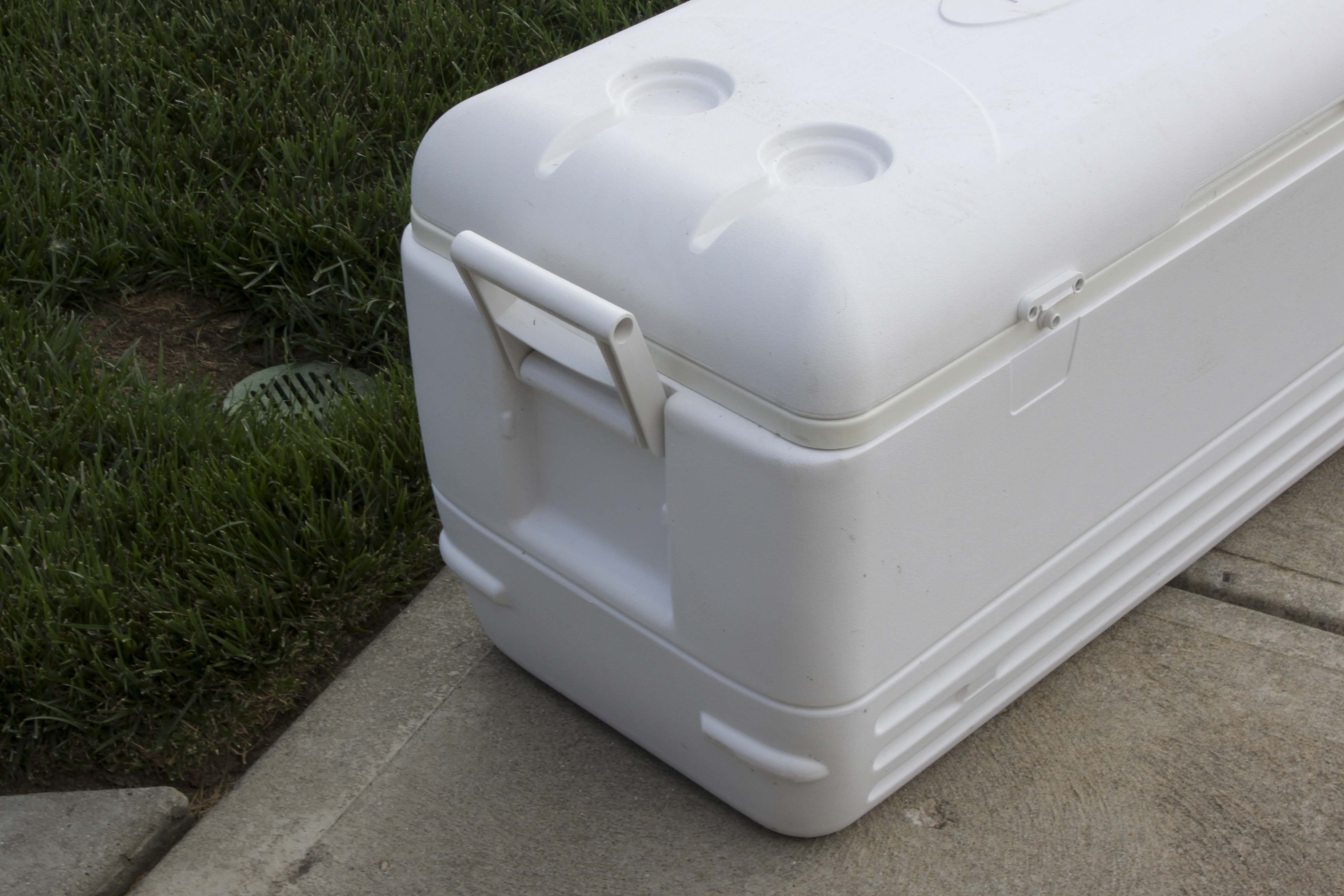 Igloo Marine Cooler