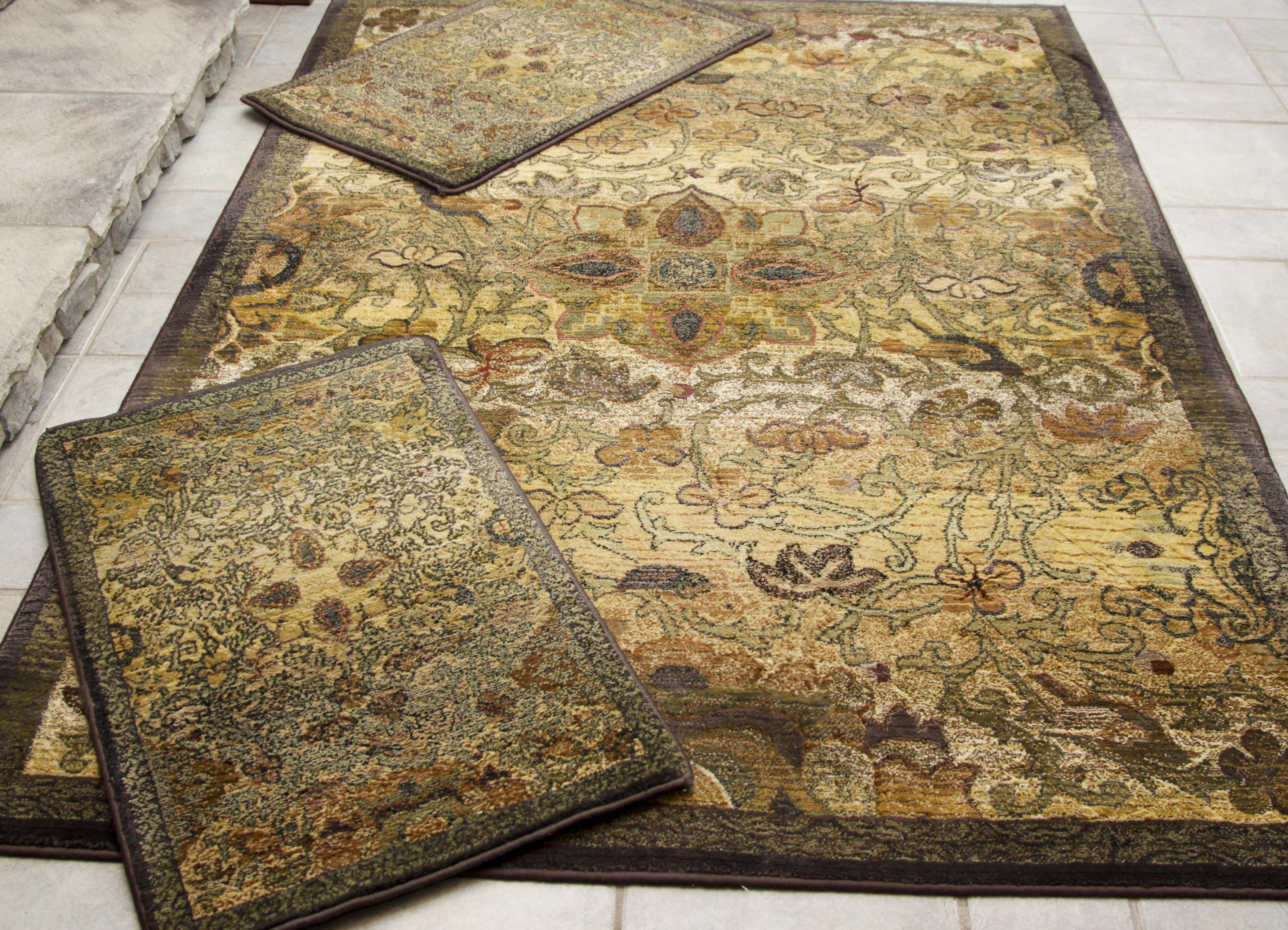 Tapestries Persian-Inspired Rug Set