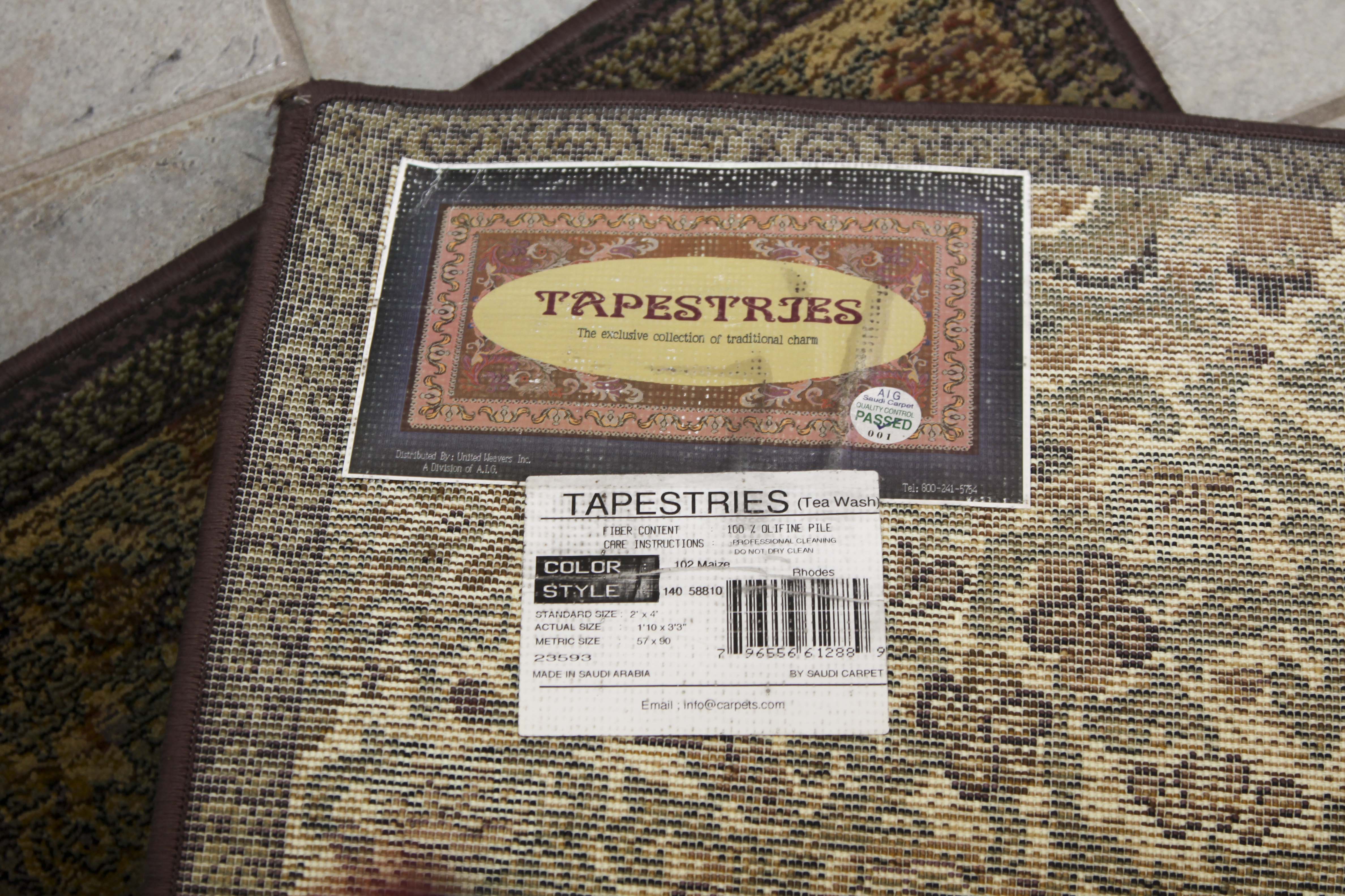 Tapestries Persian-Inspired Rug Set