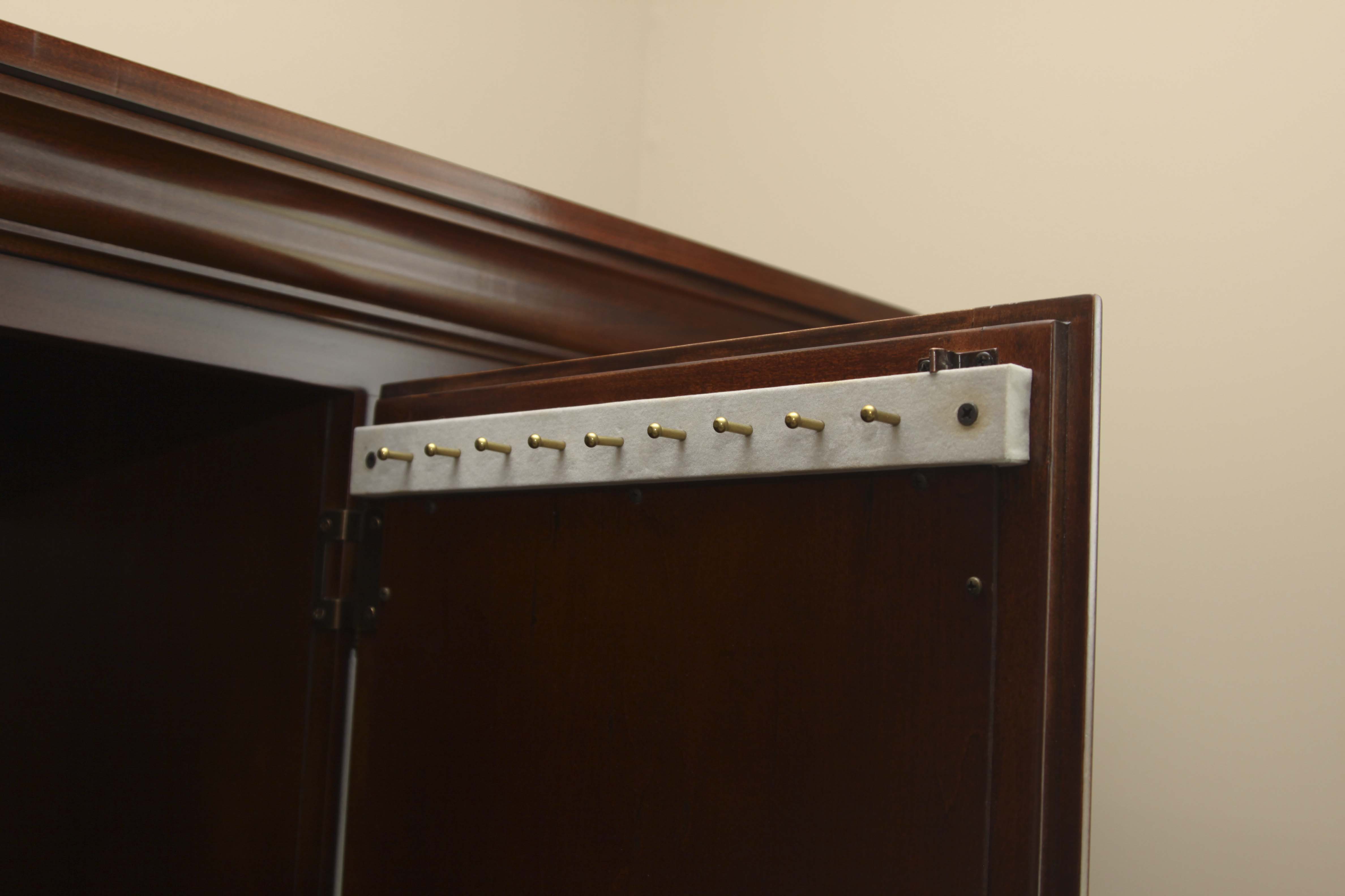 Alexander Julian Wardrobe