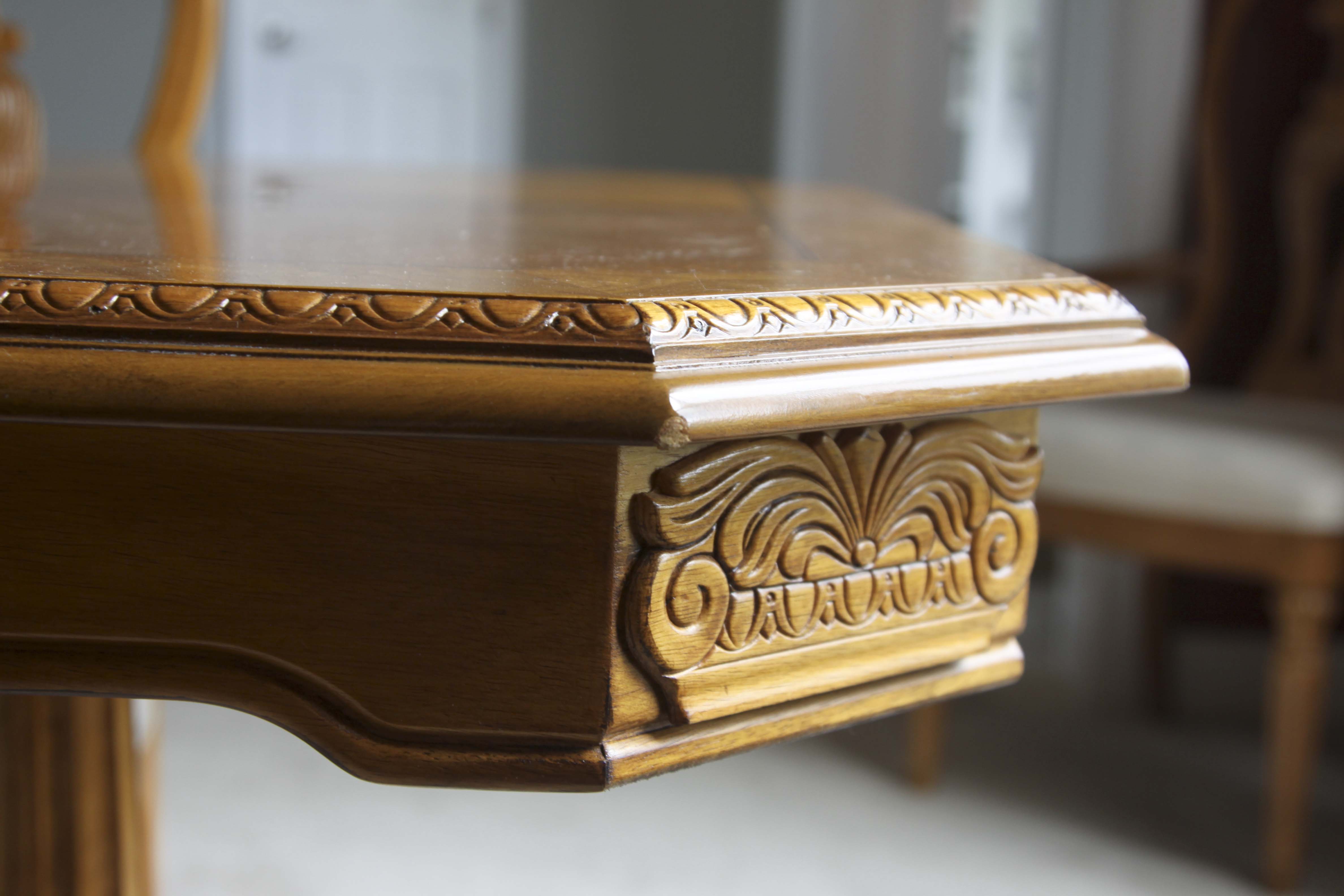 Elegant Olive Wood Dining Room Table and Eight Chairs