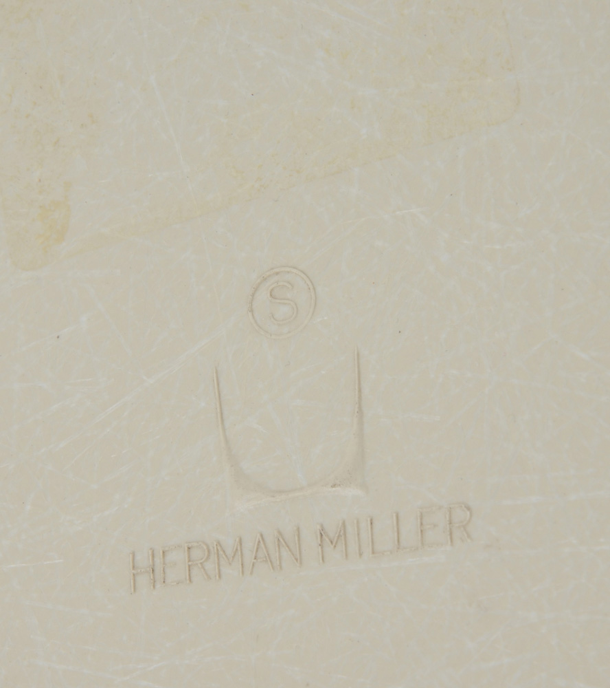 Pair of Ray and Charles Eames Shell Chairs for Herman Miller