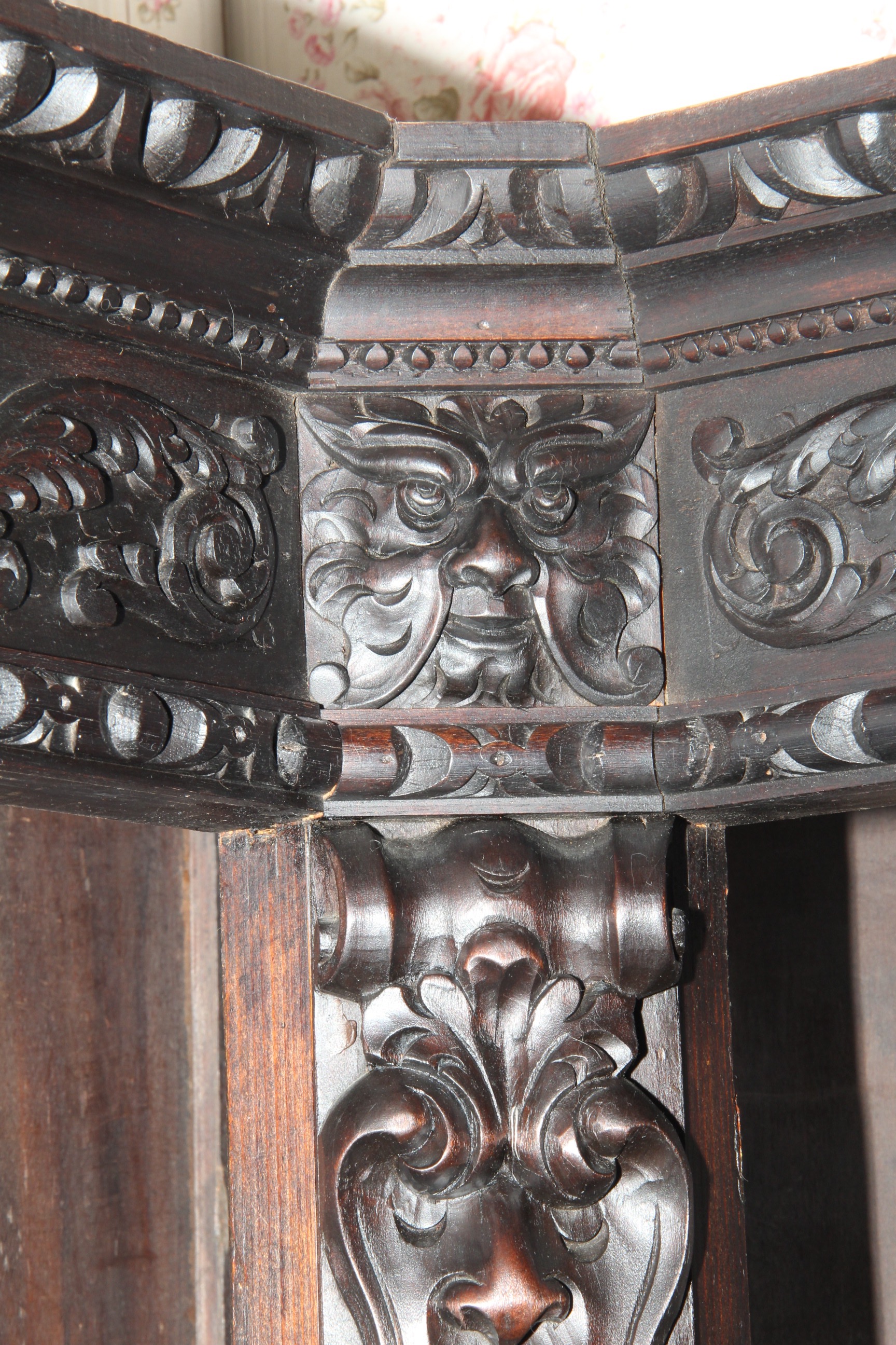 Antique 1880s Italian Renaissance Revival Corner Book Case