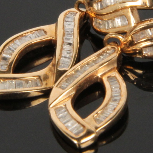 10K Yellow Gold 1.50 CTW Diamond Drop Earrings