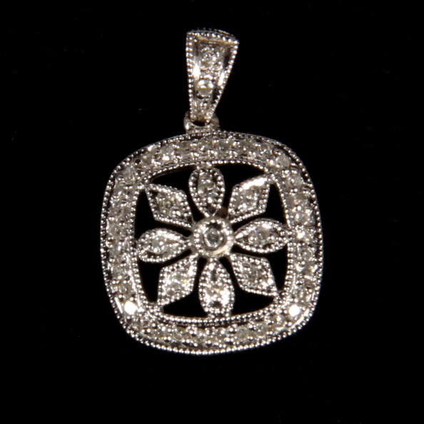 14K White Gold and 0.25 CTW Diamond Pendant