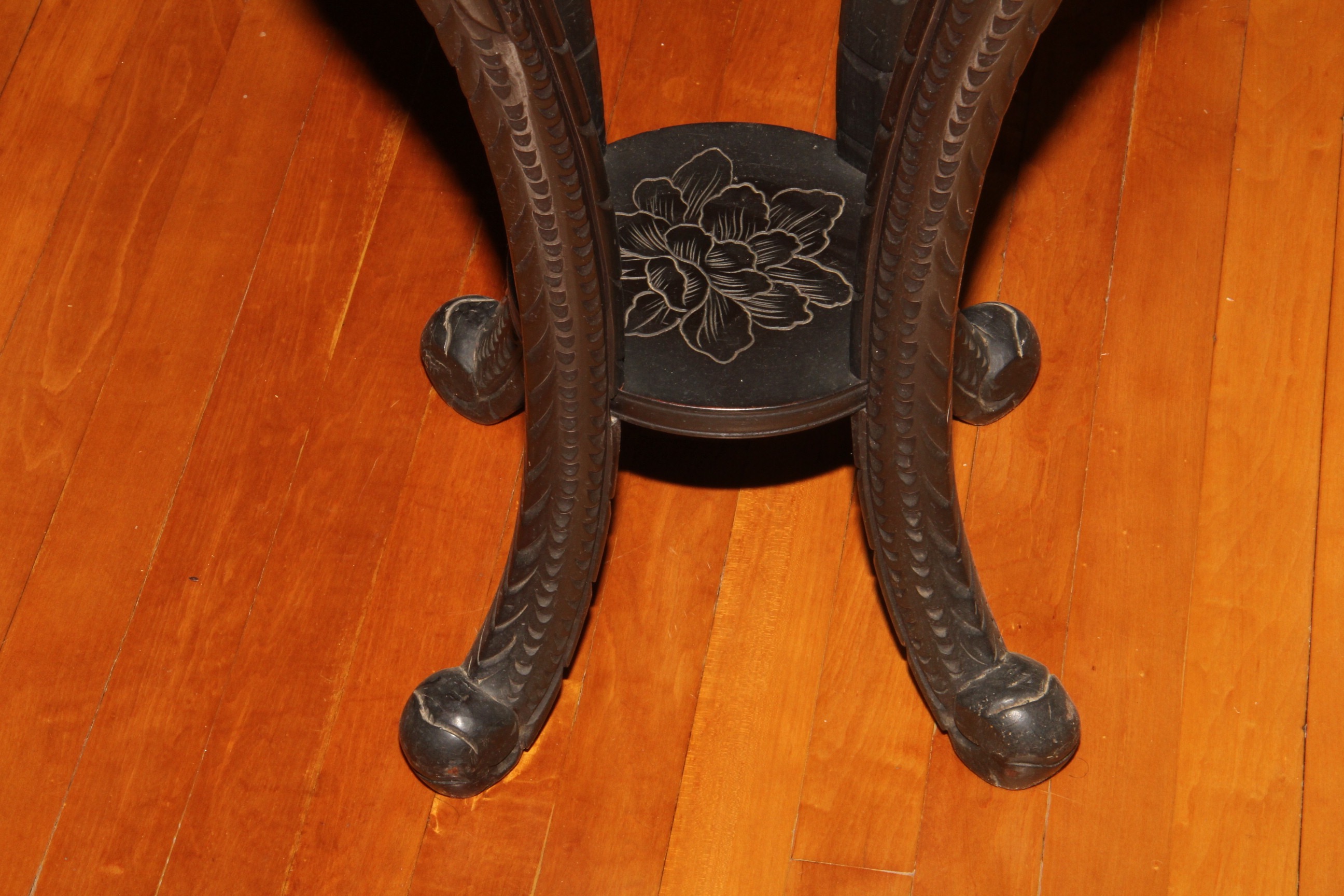 Solid Wood Asian Style Pedestal Side Table