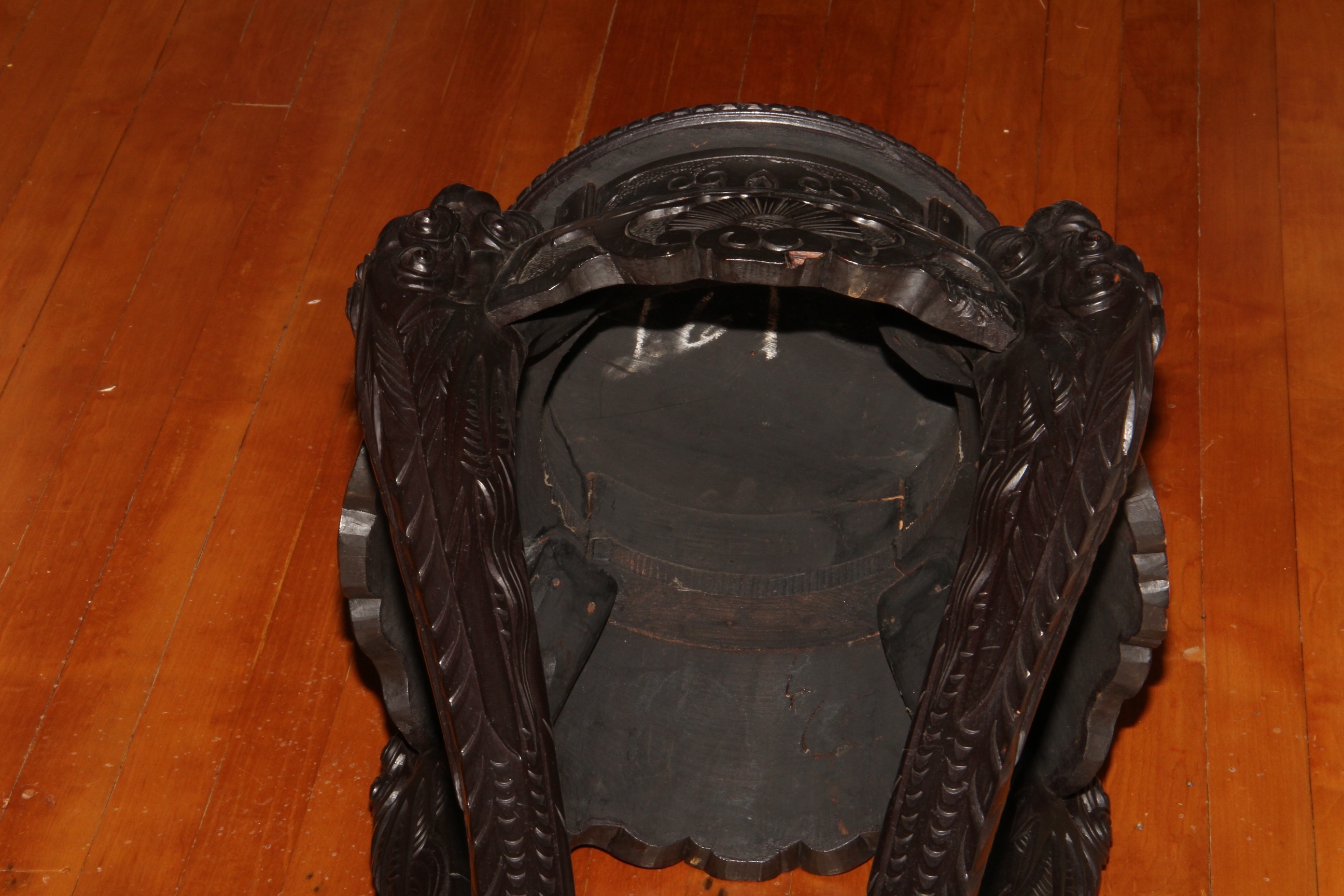Solid Wood Asian Style Pedestal Side Table