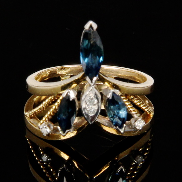 14K Yellow Gold Sapphire and Diamond Ring