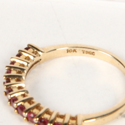 10K Yellow Gold Pink Sapphire Ring