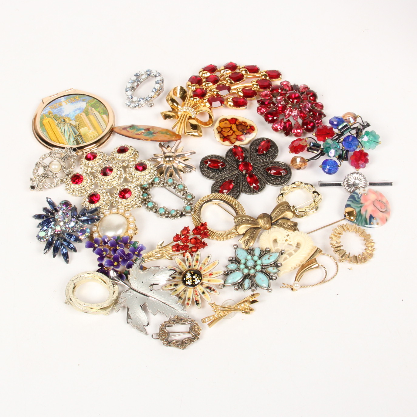Vintage Statement Brooches and Pins