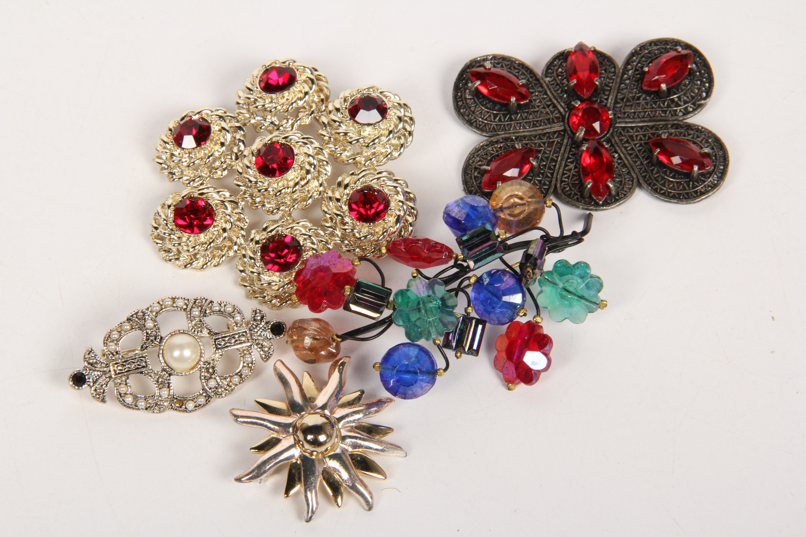 Vintage Statement Brooches and Pins