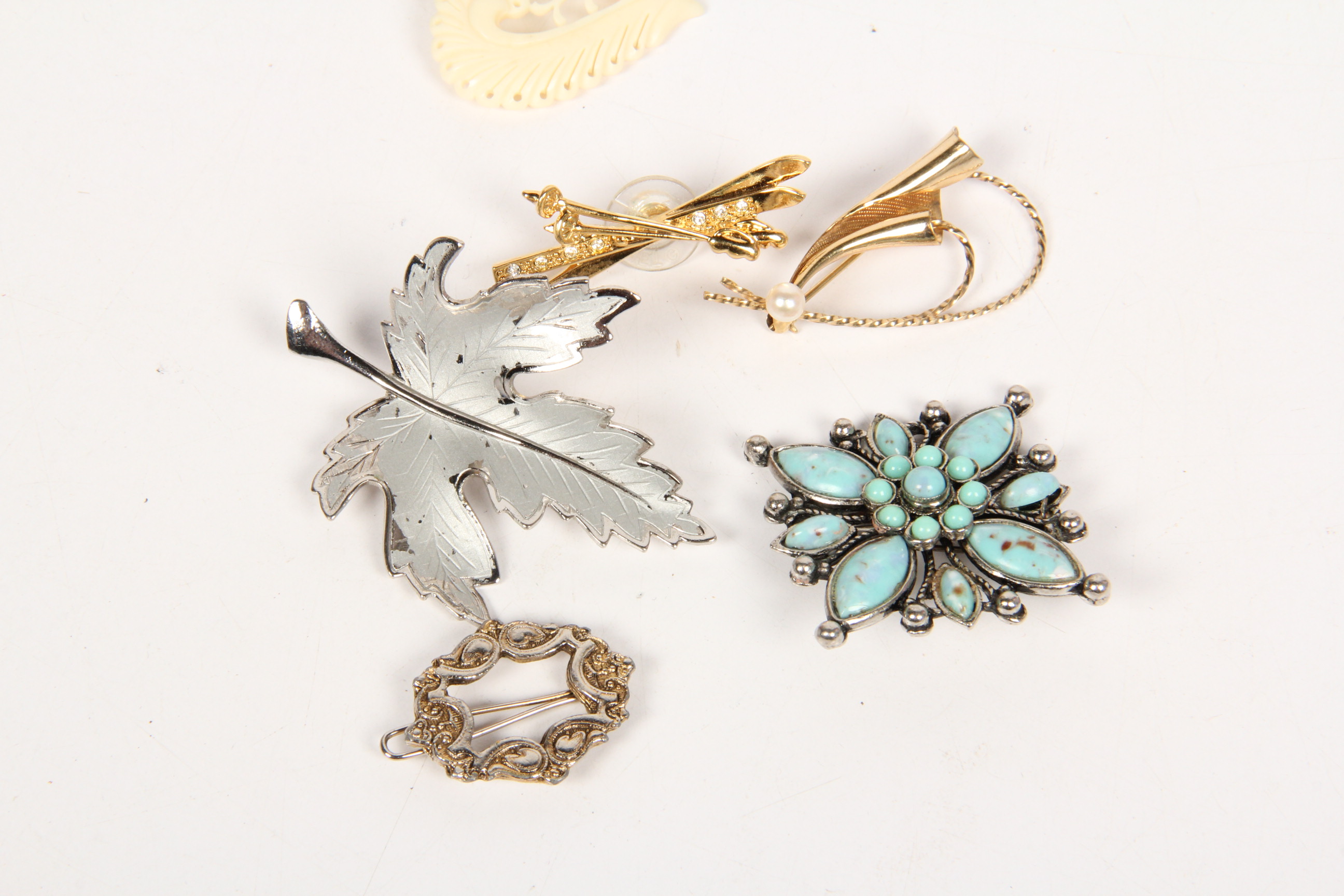 Vintage Statement Brooches and Pins
