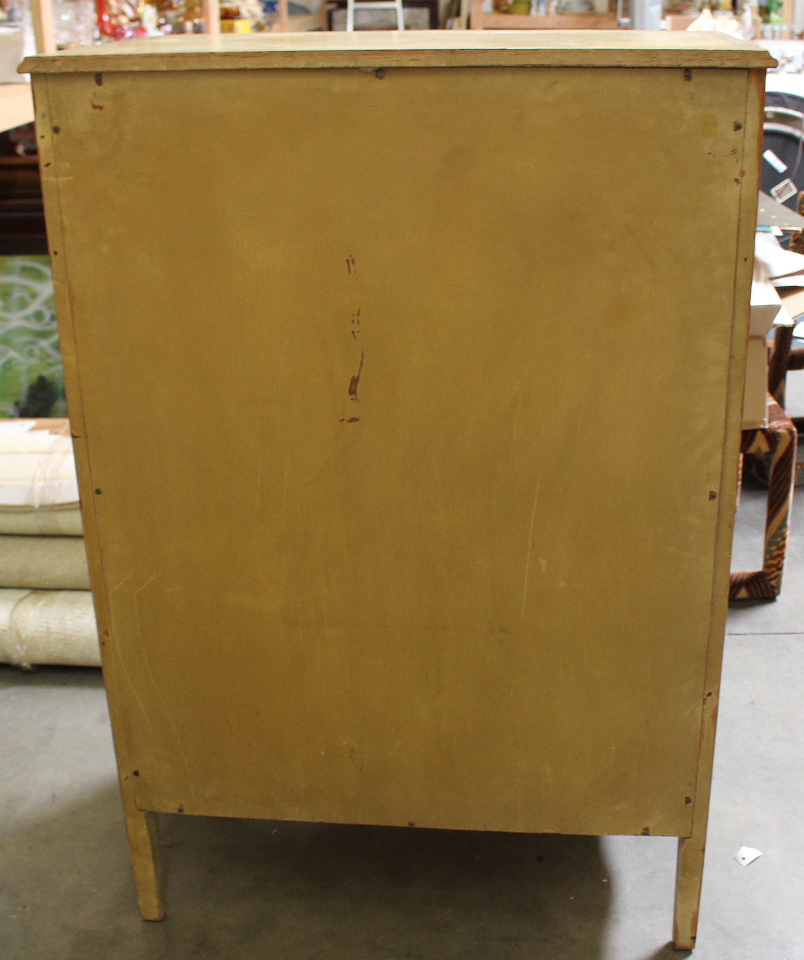 Country Chic Chest of Drawers