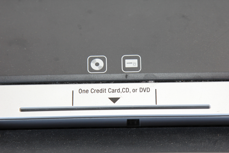 Staples Heavy Duty Shredder