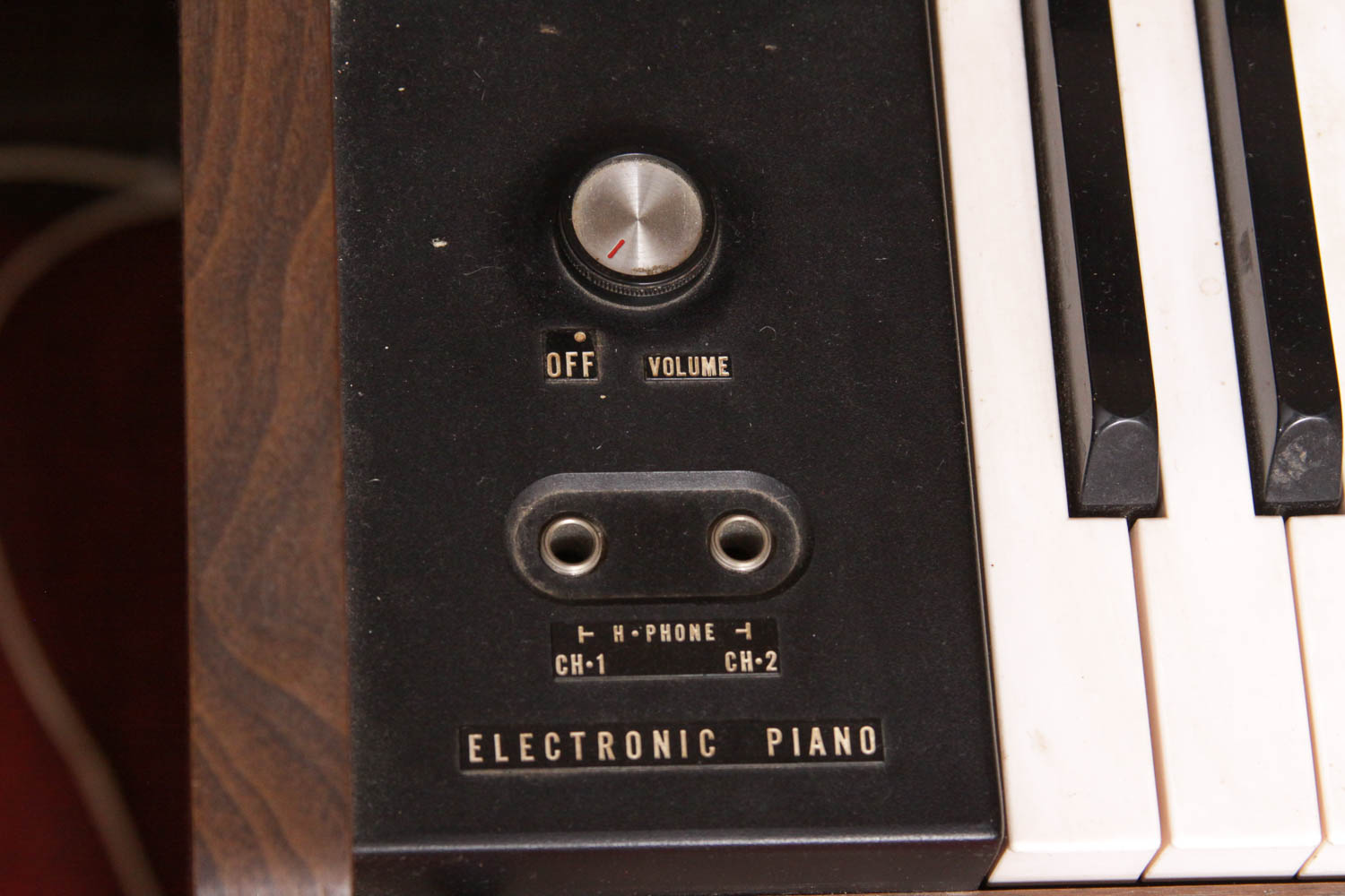 Maestro Electric Piano