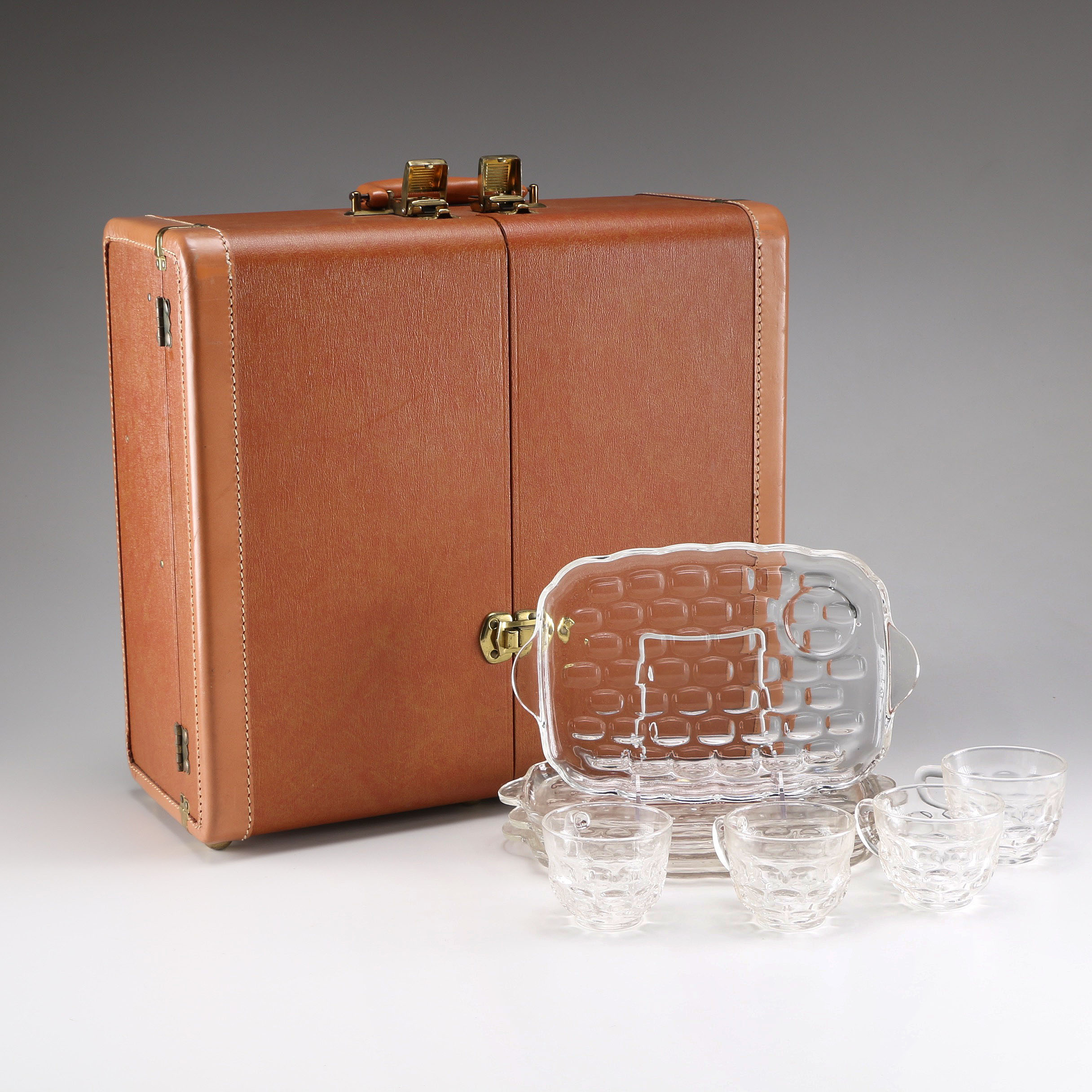 Traveling Entertainment Sets