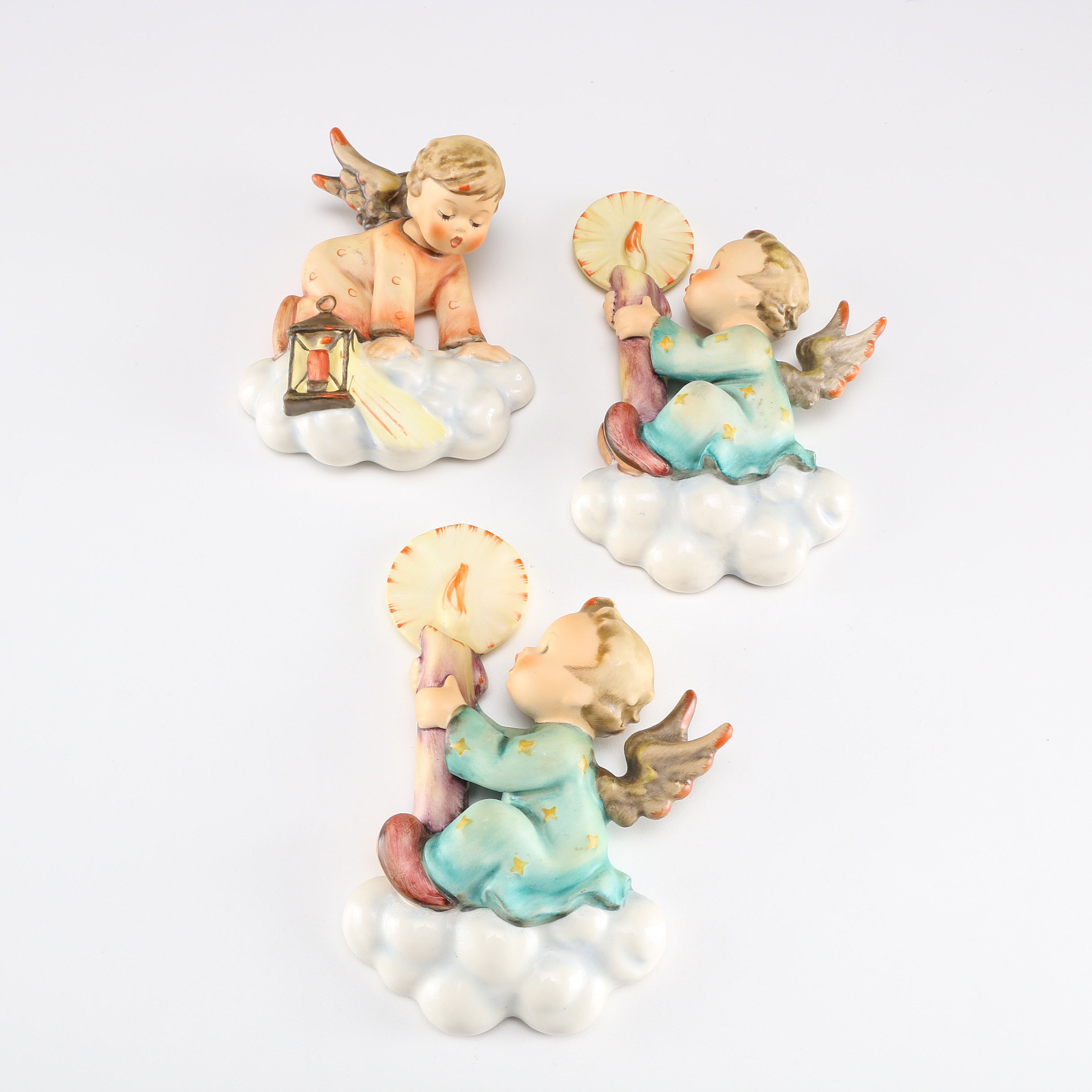 Hummel Ceramic Angel Decor and Set of Three Ricolor Picture Plaques