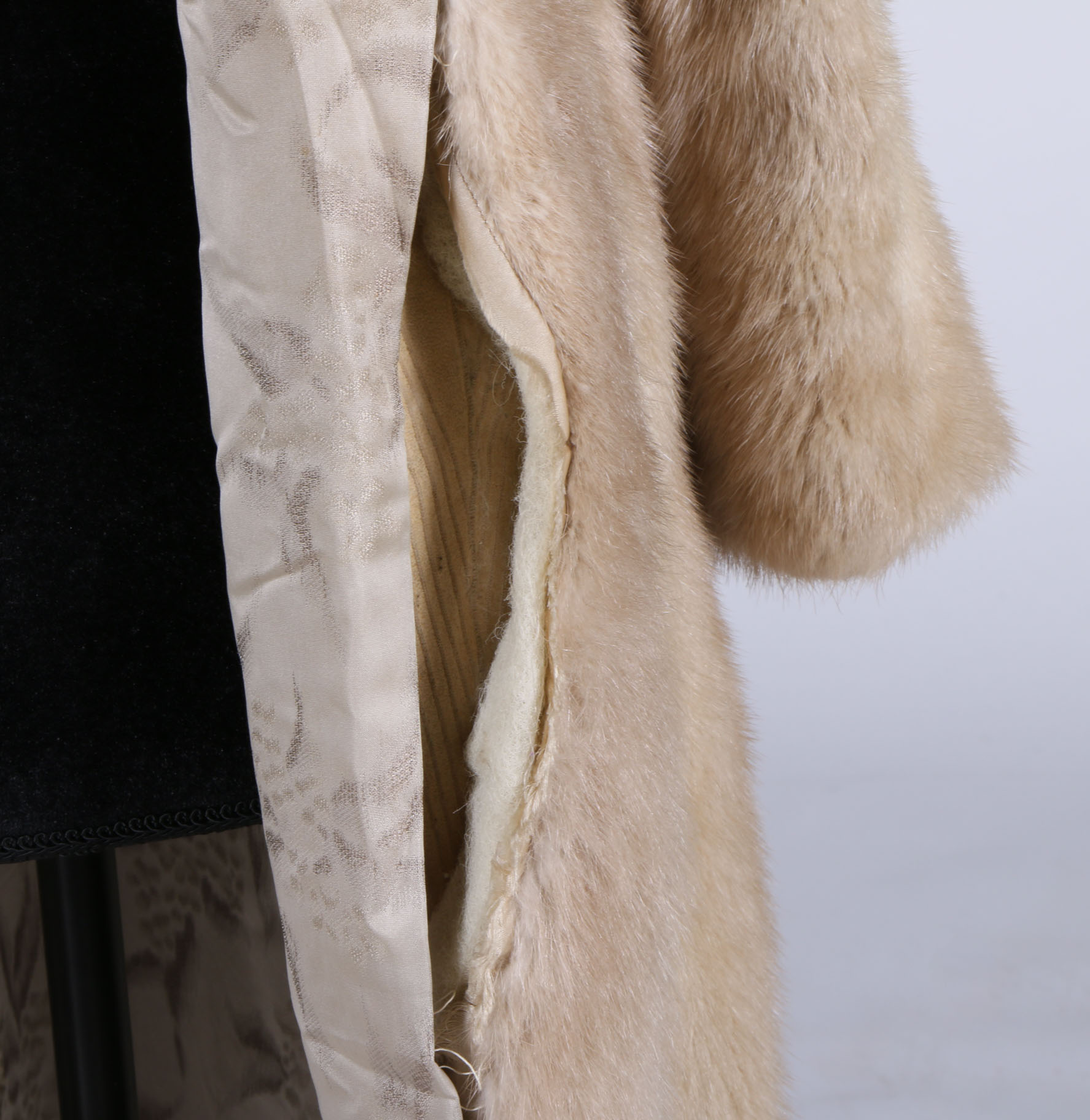 Vintage Blonde Mink Fur Coat