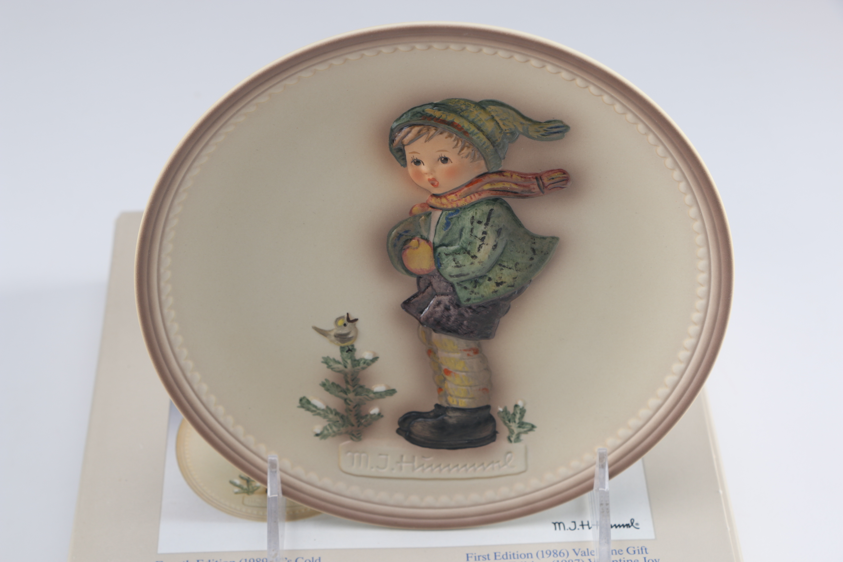 Two Goebel Collector's Club Plates 1987 and 1989