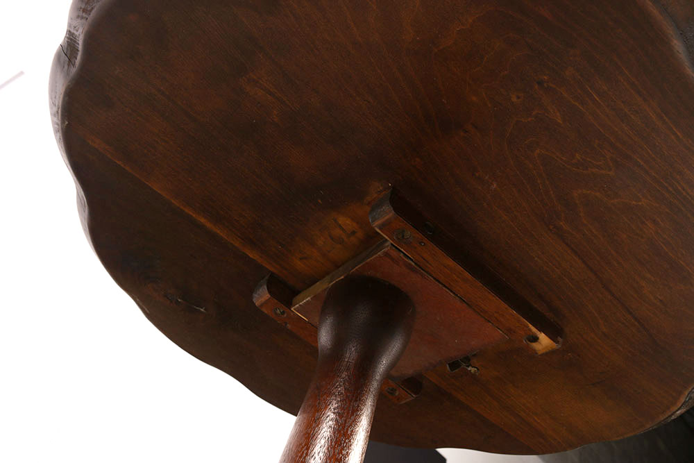 Vintage Pie Crust Table