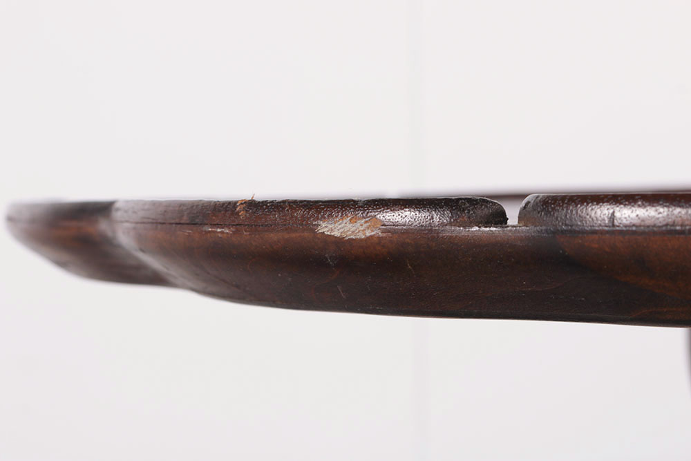 Vintage Pie Crust Table