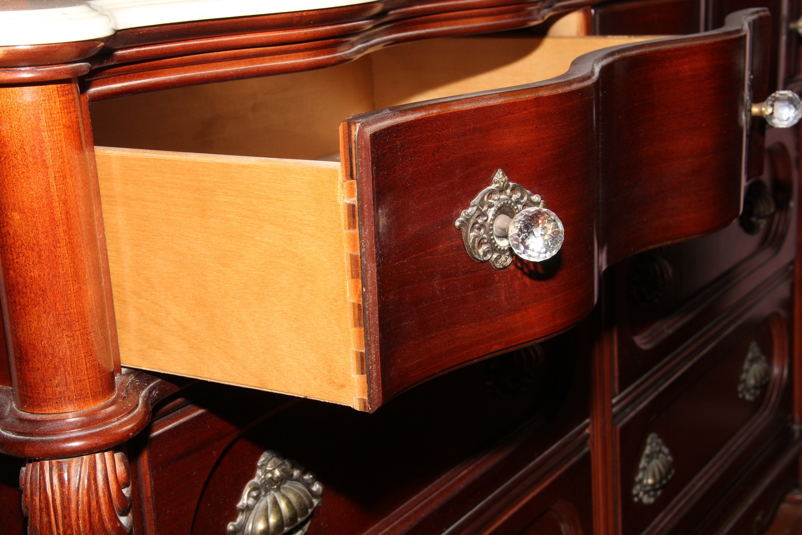 Pulaski Furniture Mahogany Reproduction Victorian Style Marble Top Dresser with Mirror