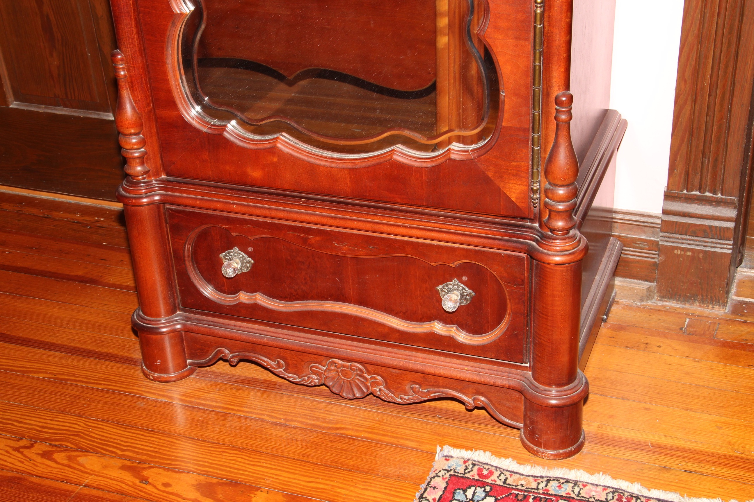 Pulaski Furniture Mahogany Victorian Mirrored Armoire
