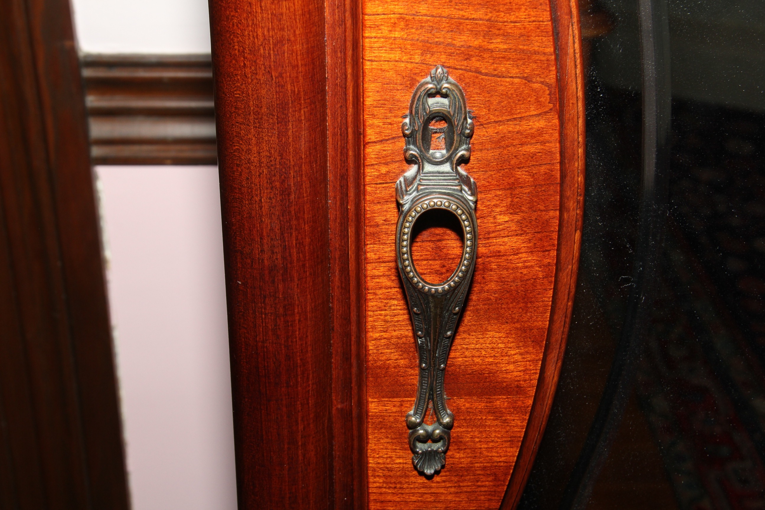 Pulaski Furniture Mahogany Victorian Mirrored Armoire