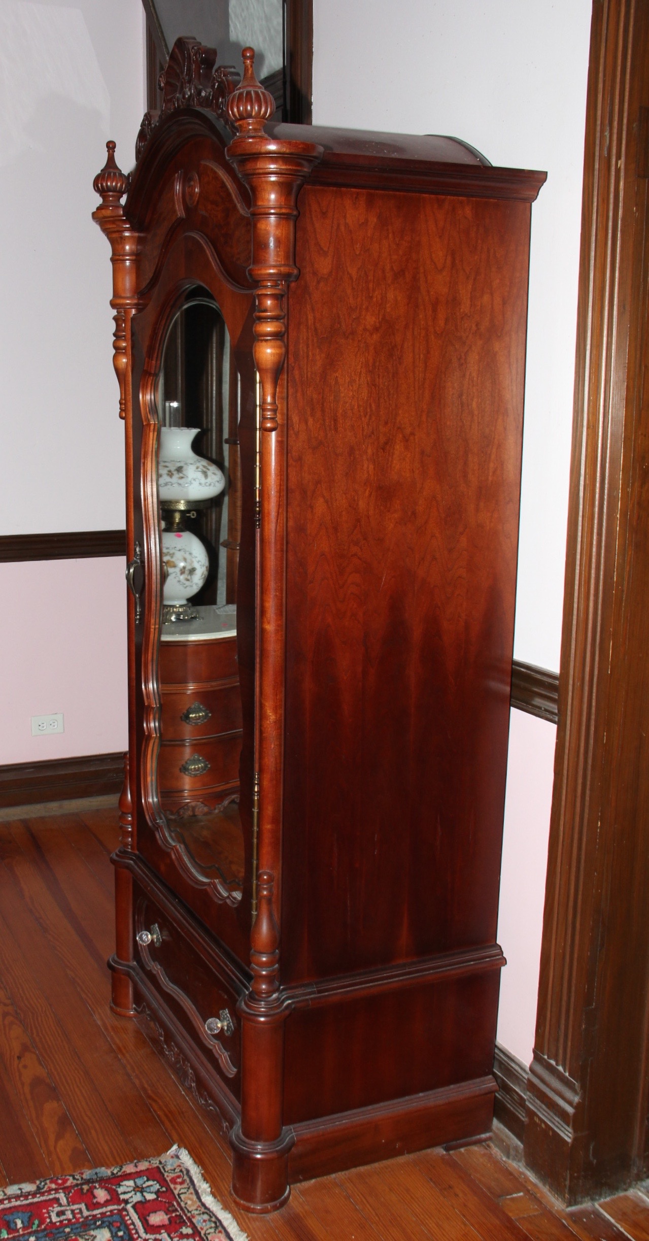 Pulaski Furniture Mahogany Victorian Mirrored Armoire