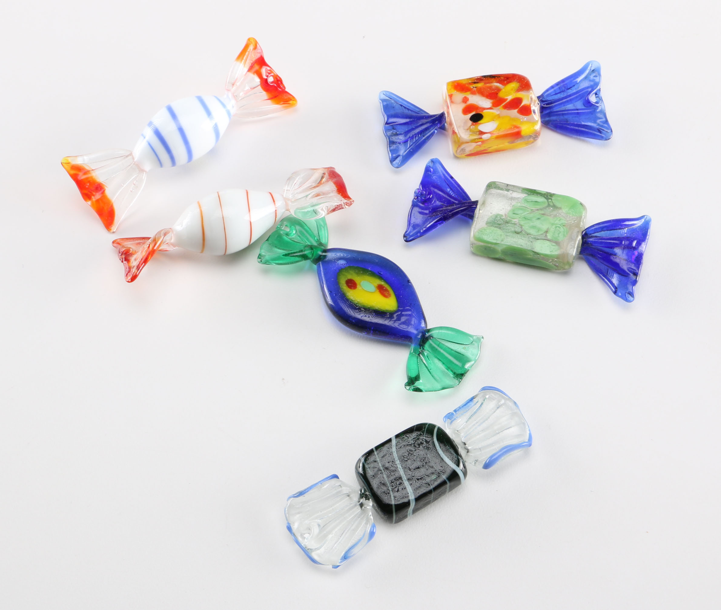 Assortment of Easter Decor