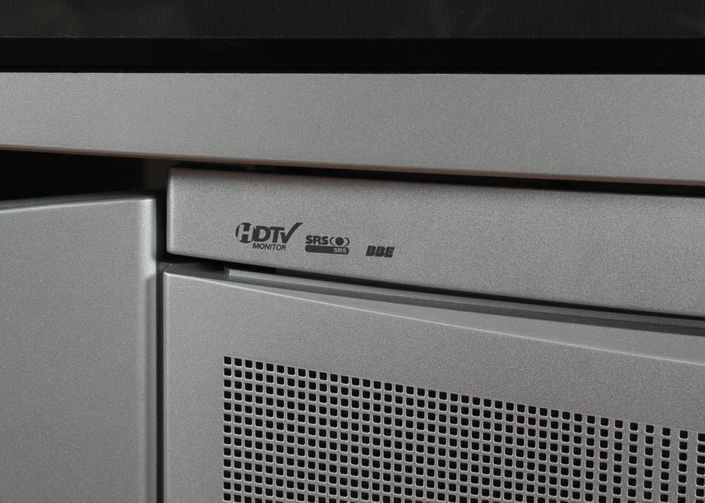 Hitachi 51" HDTV With 24 Watt Surround Sound