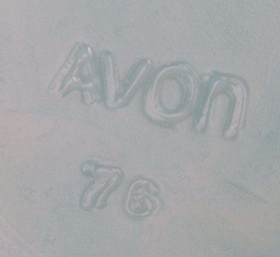 Assorted Milk Glass Including Avon Pieces