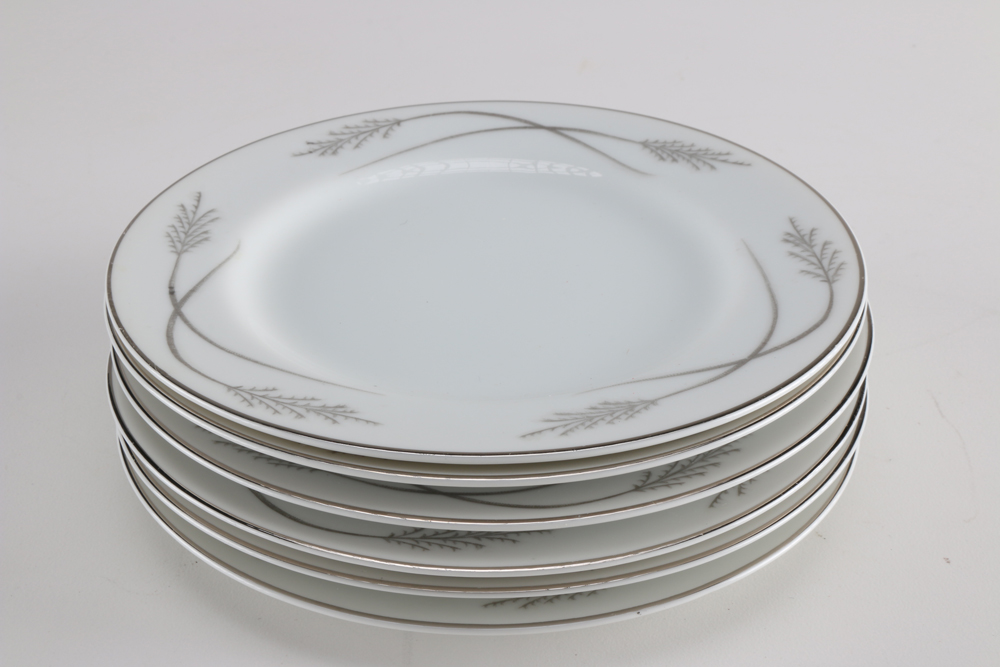 Mikasa Fine China Set for Six