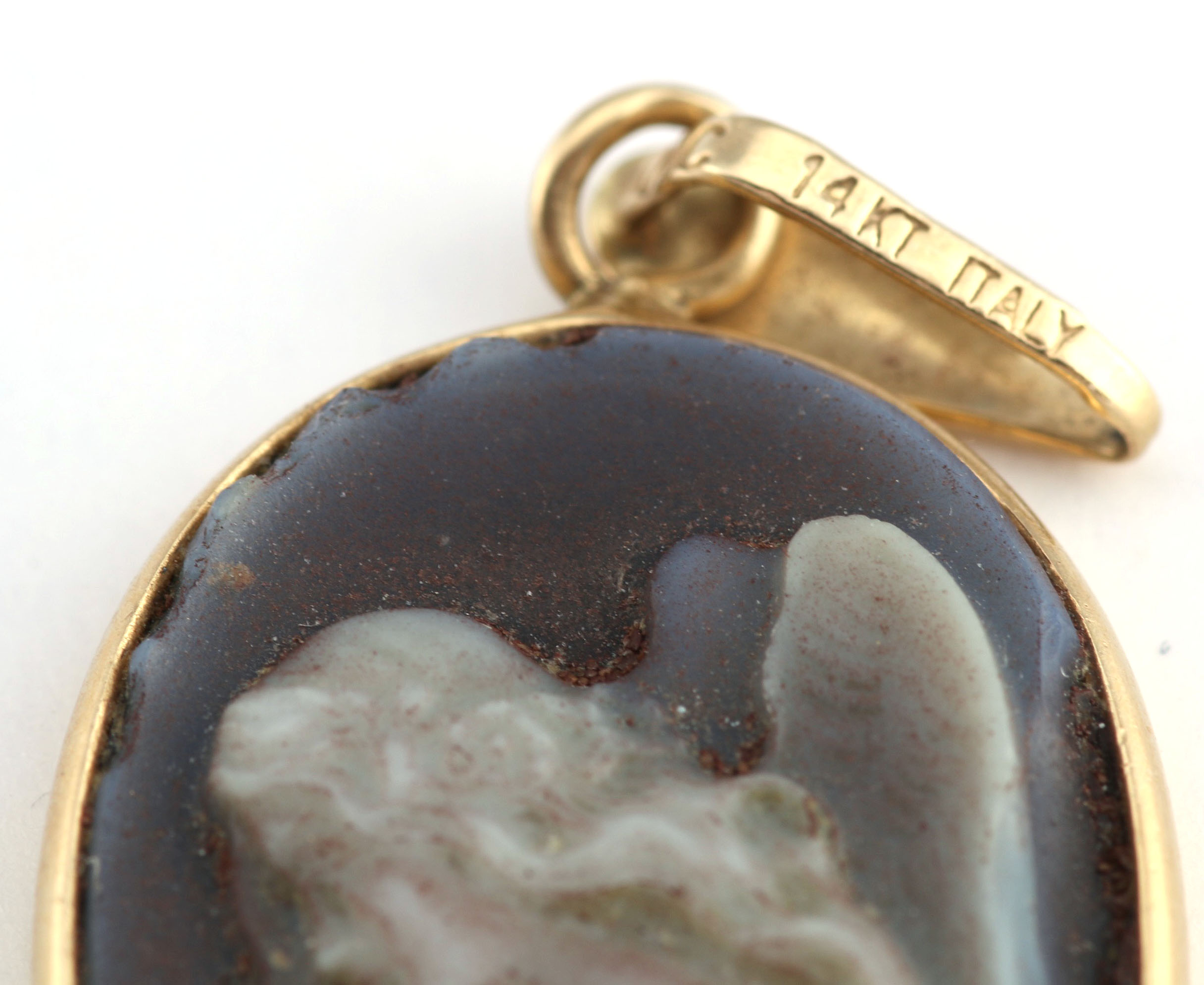 14K Yellow Angel Cameo Pendant