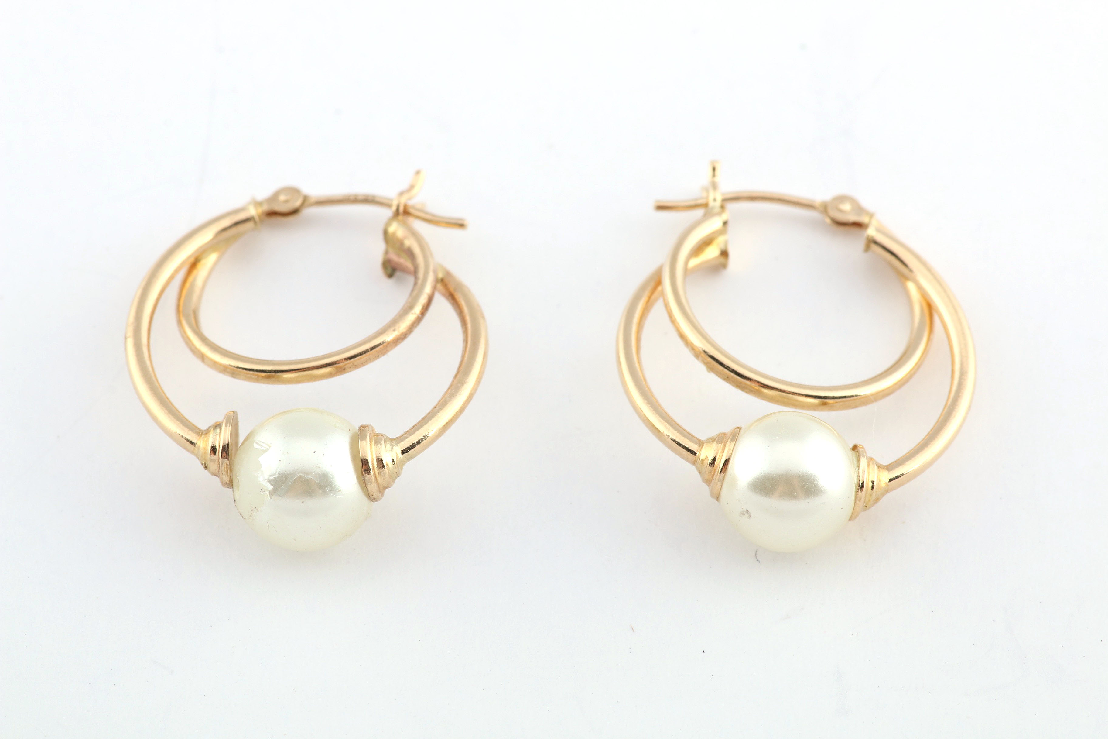 14K Yellow Gold and Faux Pearl Bracelet and Earrings