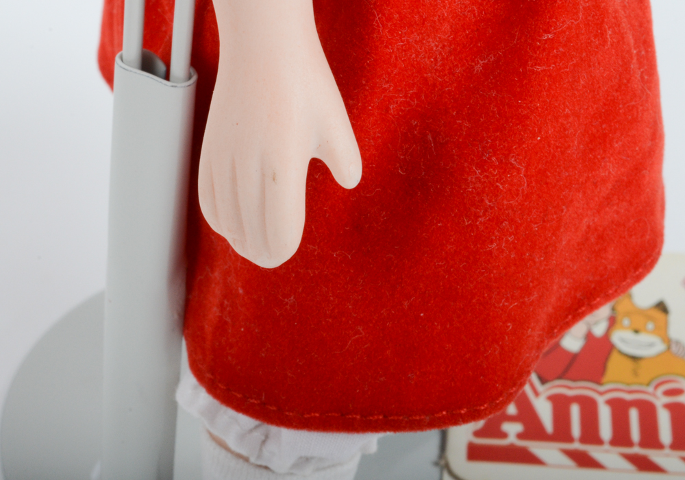 Little Orphan Annie Porcelain Doll
