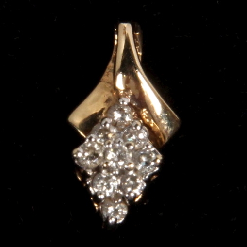 14K Yellow Gold 0.25 CTW Diamond Cluster Pendant