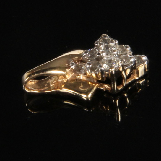 14K Yellow Gold 0.25 CTW Diamond Cluster Pendant