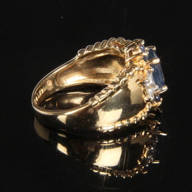 14K Yellow Gold Sapphire Ring