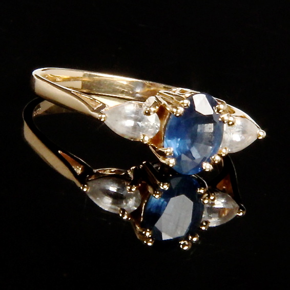 14K Yellow Gold Sapphire Ring