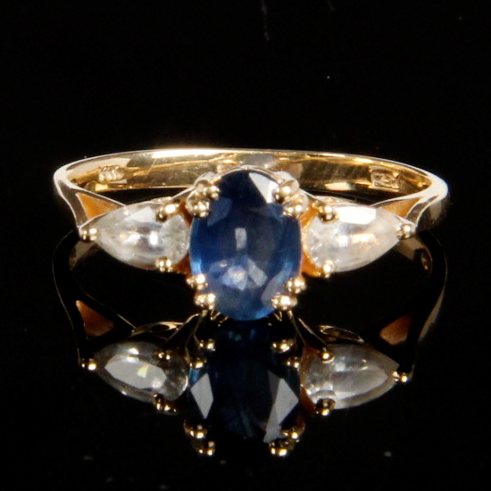 14K Yellow Gold Sapphire Ring