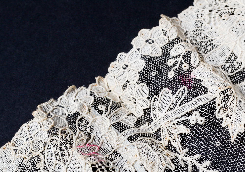 Hand Painted Mother of Pearl and Lace Fan