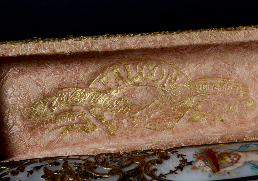 Hand Painted Mother of Pearl and Lace Fan